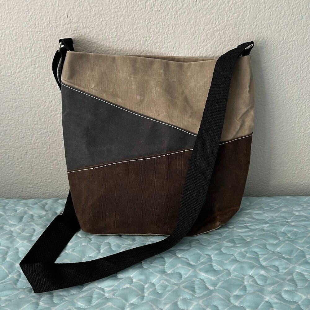 Waxed Canvas Color Block Crossbody Bag